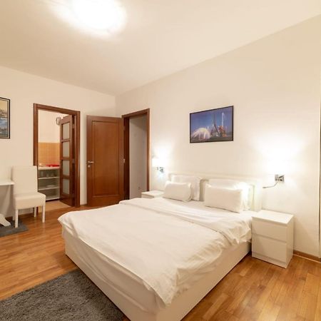 Apartment Royal City Belgrado Esterno foto