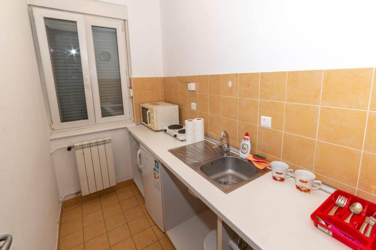 Apartment Royal City Belgrado Esterno foto