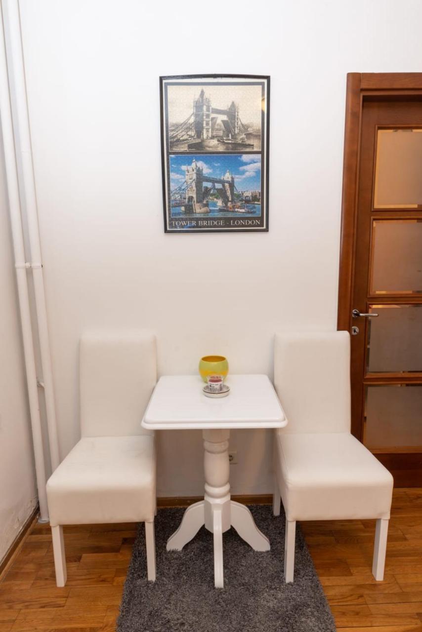 Apartment Royal City Belgrado Esterno foto